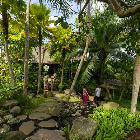 Adiwana Dara Ayu Villas